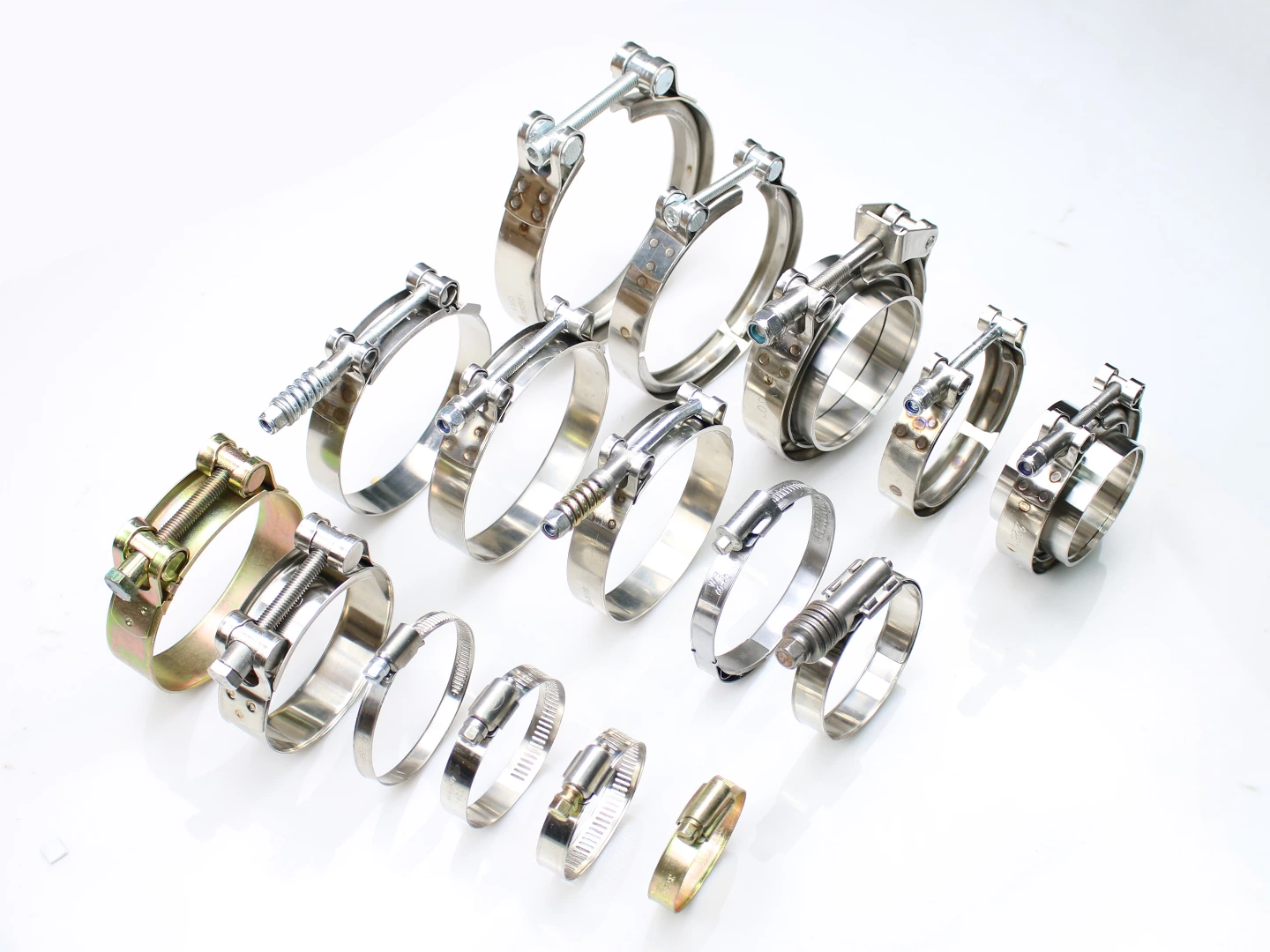 Abrazadera automática, clip automático