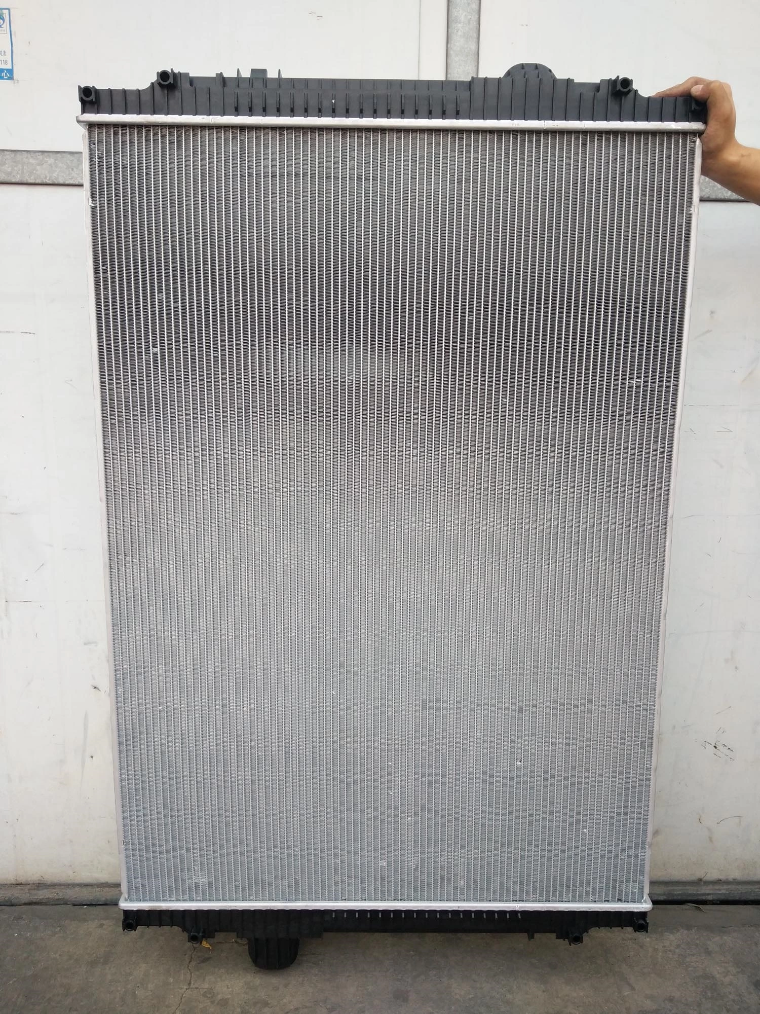 2001-2514 HD205009, LT9109, TR9045, 559045, S6518, 437278, 437278S, 650018, 650018ST, 239045 Radiador de alta resistencia de piezas de motor de automóvil para American Truck Kenworth