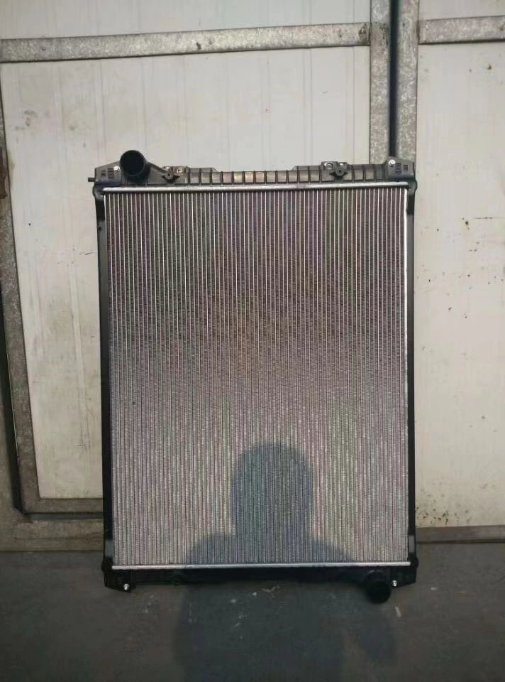 Radiador de agua para camión para SCANIA L,P,G,R,S - serie OEM 2439720 2439722 2473321 2552201